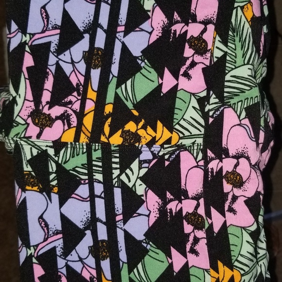 Lularoe Leggings - TC - Picture 2 of 6